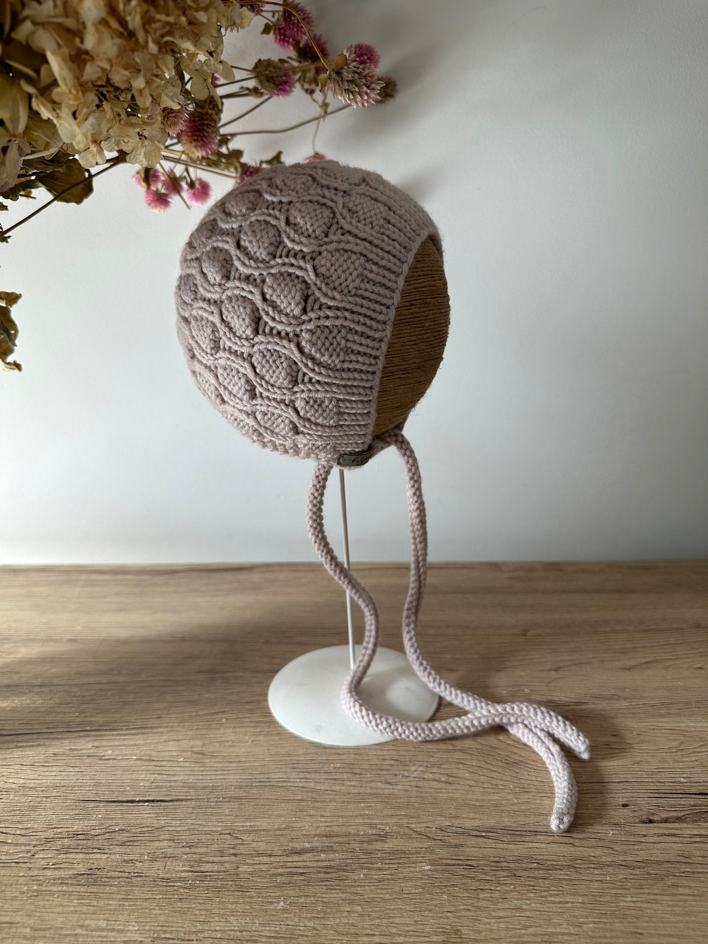 ONE OFF PIECES: Sample Honeycomb Bonnet